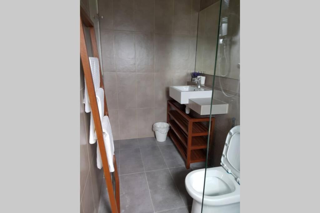 Timurbay Studio Apartment Facing Beautiful Beach Kuantan Exteriér fotografie